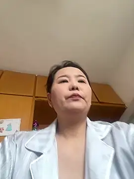 Youyou 12 online show from March 23, 2026, 12:14 am