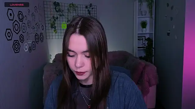 laurenmurrr online show from April 5, 2026, 1:19 pm