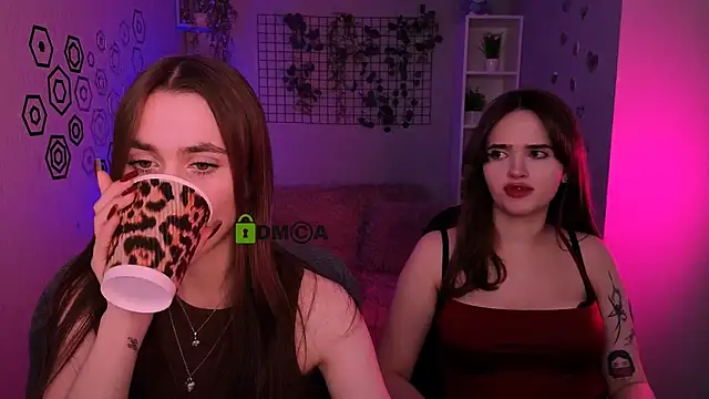 laurenmurrr online show from June 2, 2026, 12:18 pm