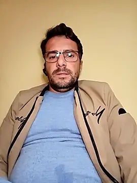 Snapshot of NatanCasad0 chatting on February 3, 2026, 11:54 pm NatanCasad0 online show from February 3, 2026, 11:54 pm