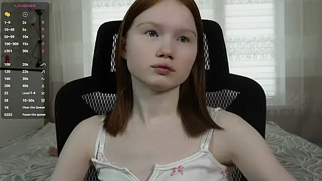 Snapshot of Nellie_baby chatting on February 8, 2026, 6:06 am Nellie baby online show from February 8, 2026, 6:06 am