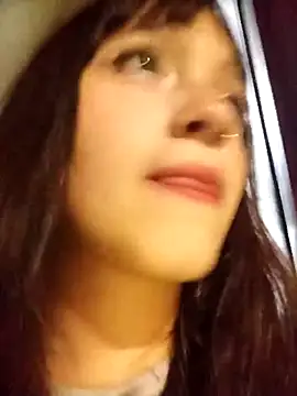 dieciochoyundia online show from March 2, 2026, 12:35 am