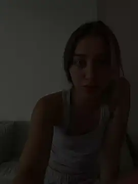 romyxxs online show from June 30, 2026, 7:42 am
