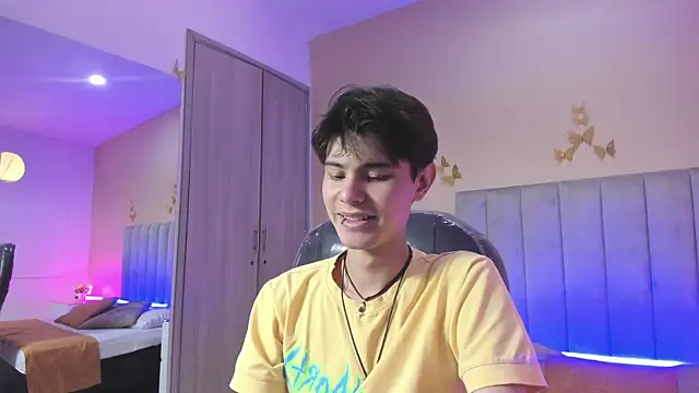 Derek Sinn online show from March 19, 2026, 8:02 pm