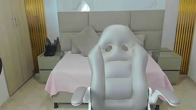 Nasira sultan online show from March 27, 2026, 2:17 am