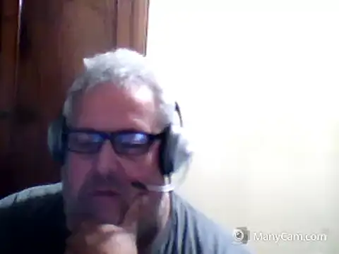 Snapshot of swichcassanesi chatting on June 2, 2026, 8:00 pm swichcassanesi online show from June 2, 2026, 8:00 pm