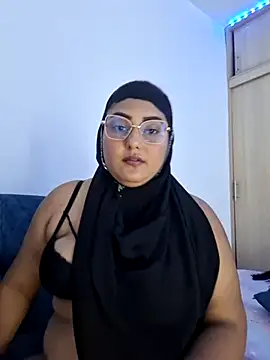 Amira-sultan online show from February 23, 2026, 9:01 pm