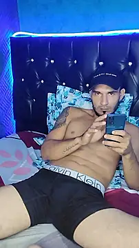 junior men22 online show from February 8, 2026, 12:19 pm