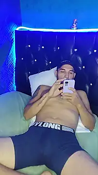 junior men22 online show from February 11, 2026, 12:43 pm