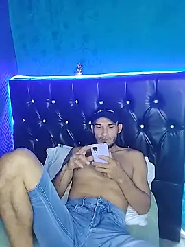 junior men22 online show from February 14, 2026, 1:52 pm