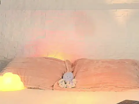 Arivega online show from April 24, 2026, 5:54 am