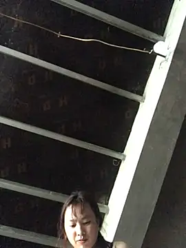 honeyyy110 online show from February 11, 2026, 3:11 am