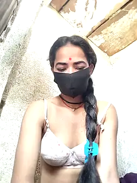 Sonali Bendre online show from March 22, 2026, 2:15 am