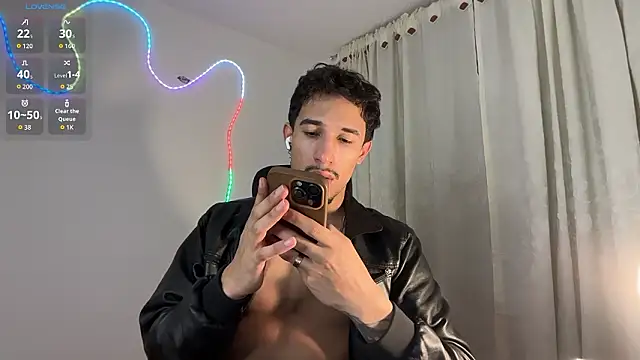 Snapshot of rafael_stone11 chatting on March 2, 2026, 1:52 am rafael stone11 online show from March 2, 2026, 1:52 am