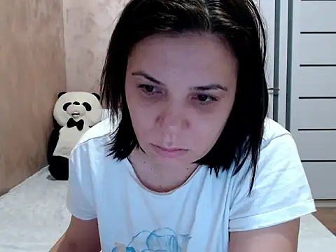 Snapshot of LorraGrey chatting on February 7, 2026, 3:43 am LorraGrey online show from February 7, 2026, 3:43 am