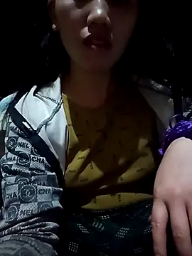 Snapshot of hot-luna- chatting on February 18, 2026, 12:45 pm hot-luna- online show from February 18, 2026, 12:45 pm