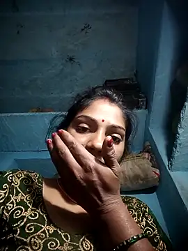 Snapshot of Hotty_raghni chatting on February 9, 2026, 8:46 pm Hotty raghni online show from February 9, 2026, 8:46 pm