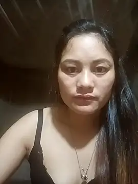 Snapshot of Momo-biki chatting on April 27, 2026, 11:03 pm Momo-biki online show from April 27, 2026, 11:03 pm