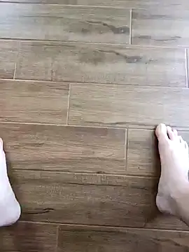 latya111 online show from March 9, 2026, 9:02 am