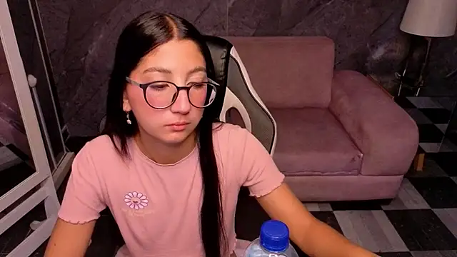 Sophie jones b online show from March 3, 2026, 12:44 pm