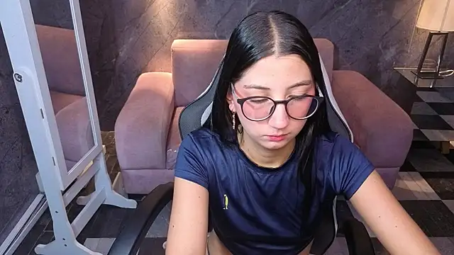 Sophie jones b online show from May 26, 2026, 12:56 pm