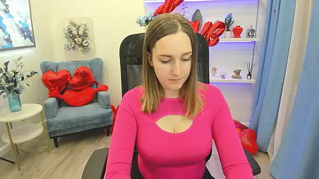 Snapshot of CaseyTerini chatting on February 8, 2026, 4:16 am CaseyTerini online show from February 8, 2026, 4:16 am