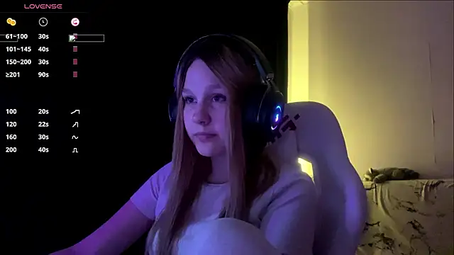 axin burnell online show from June 17, 2026, 4:41 pm