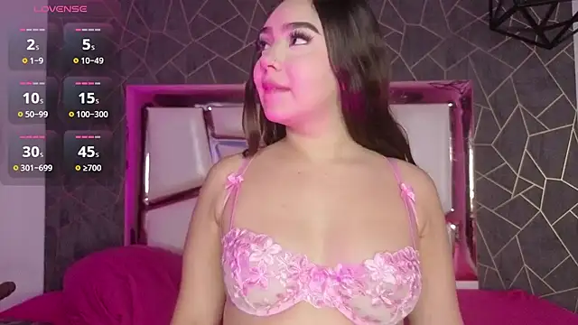 LisaBlaer online show from April 15, 2026, 12:34 pm