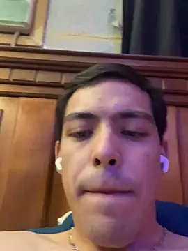 Tupapi696969q online show from April 3, 2026, 7:17 am