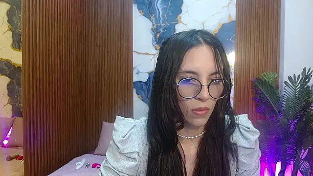 Snapshot of Athenaa_tay chatting on February 11, 2026, 7:19 pm Athenaa tay online show from February 11, 2026, 7:19 pm