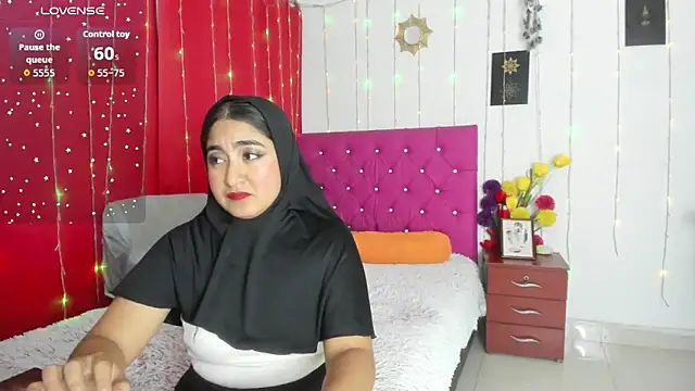 Snapshot of SamiraAwada chatting on May 7, 2026, 7:30 pm SamiraAwada online show from May 7, 2026, 7:30 pm