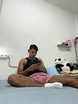 DavShi online show from February 5, 2026, 6:56 pm