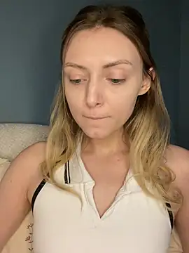 Leecey online show from March 17, 2026, 12:26 am