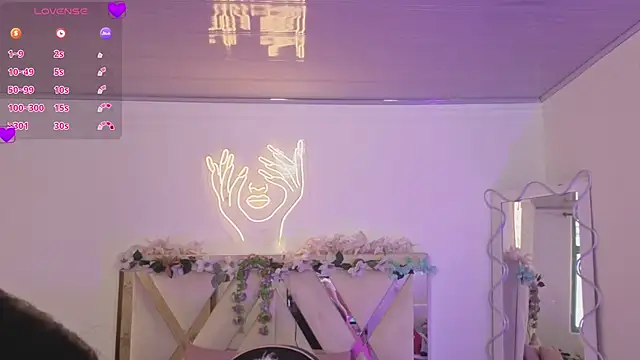 NEFTIS TAY online show from March 6, 2026, 7:10 pm