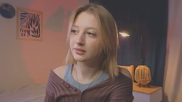 Snapshot of nikapie chatting on February 7, 2026, 5:00 am nikapie online show from February 7, 2026, 5:00 am