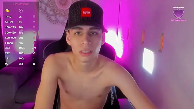 Snapshot of juan_posada chatting on March 2, 2026, 4:47 pm juan posada online show from March 2, 2026, 4:47 pm