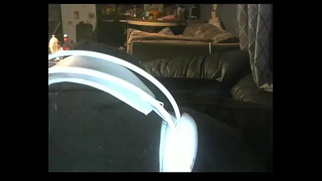 spooky425hd online show from May 4, 2026, 2:40 am