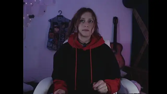 Lametaleralatina online show from April 9, 2026, 1:38 pm