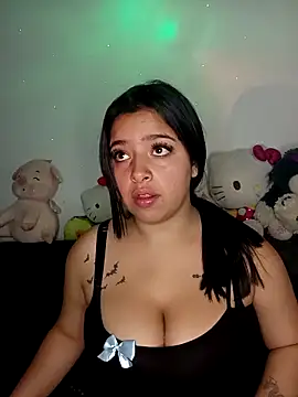 Snapshot of _juli17_ chatting on March 4, 2026, 8:26 pm juli17 online show from March 4, 2026, 8:26 pm