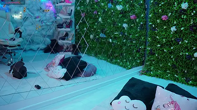 Snapshot of Baby_nico chatting on February 10, 2026, 7:29 pm Baby nico online show from February 10, 2026, 7:29 pm