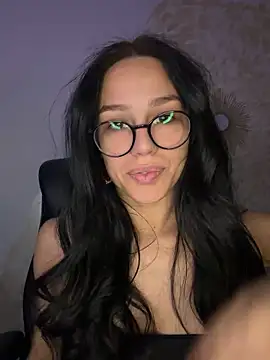 Snapshot of Baby_nico chatting on February 11, 2026, 11:54 pm Baby nico online show from February 11, 2026, 11:54 pm