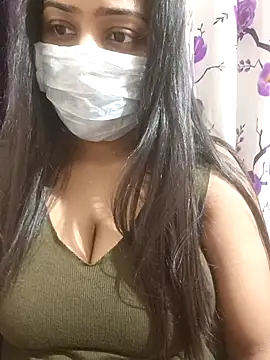 Snapshot of MidnightVibes_ chatting on March 1, 2026, 5:48 pm MidnightVibes online show from March 1, 2026, 5:48 pm