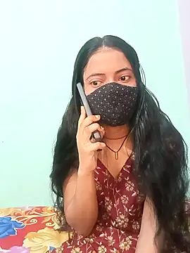 18 year old girl online show from April 12, 2026, 3:22 am