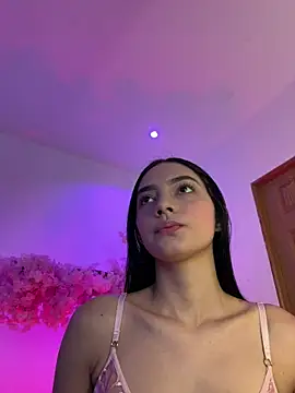 Doll Alaia  online show from February 21, 2026, 11:00 am