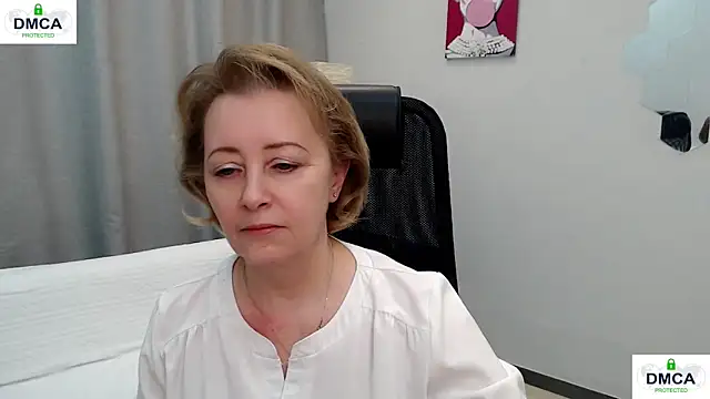 Snapshot of MONA_W chatting on February 21, 2026, 11:44 am MONA W online show from February 21, 2026, 11:44 am