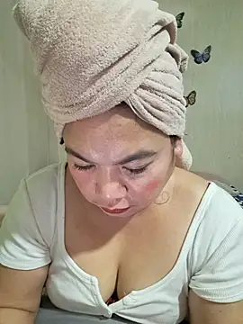 Zyramae 25 online show from July 7, 2026, 3:09 am