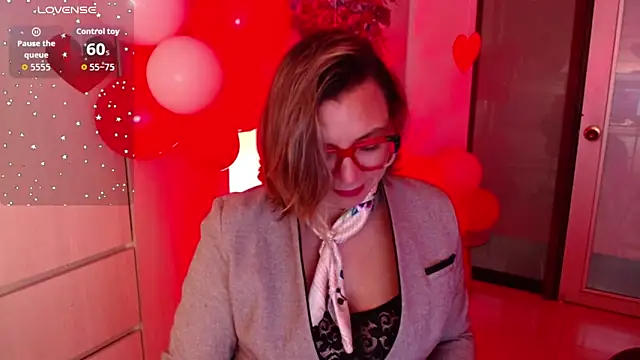 Snapshot of milfsecret69 chatting on February 17, 2026, 11:50 am milfsecret69 online show from February 17, 2026, 11:50 am