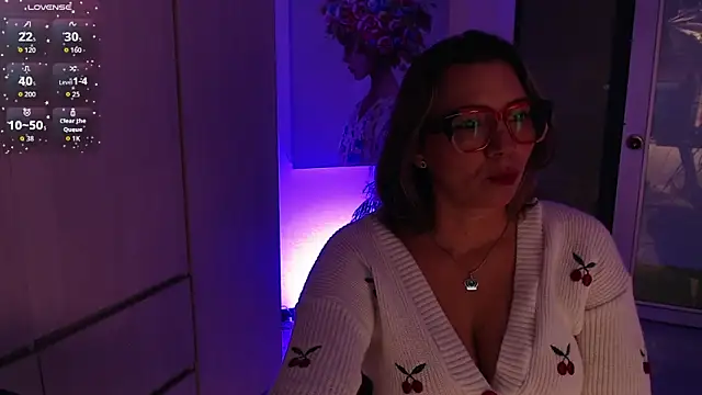 milfsecret69 online show from March 29, 2026, 11:32 am