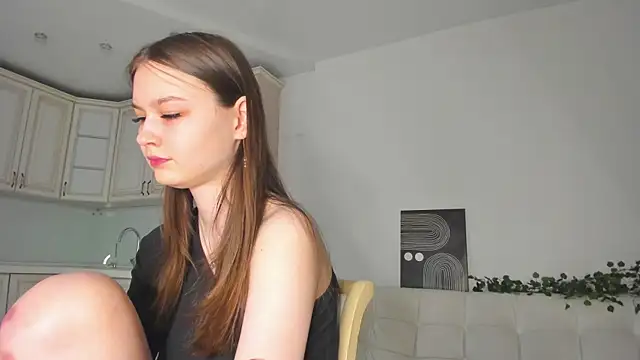 pink banny online show from April 17, 2026, 4:54 pm