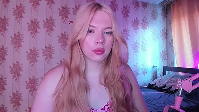 Cutie Bambi online show from July 16, 2026, 12:11 pm